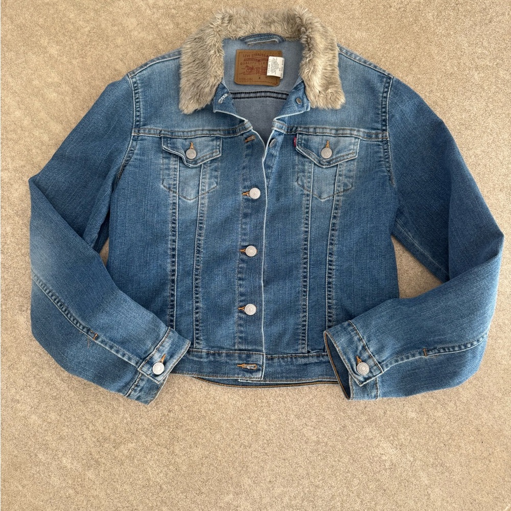 Levi's Denim Jacket with Faux Fur collar
